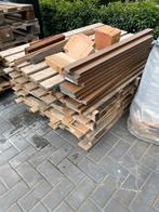 GRATIS  brandhout pallets en composiet, Doe-het-zelf en Verbouw, Hout en Planken, Ophalen, Zo goed als nieuw, Minder dan 200 cm