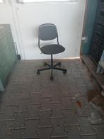 Zwarte Kinderbureaustoel - Weg want te klein!!, Huis en Inrichting, Ophalen of Verzenden, Gebruikt, Zwart, Bureaustoel