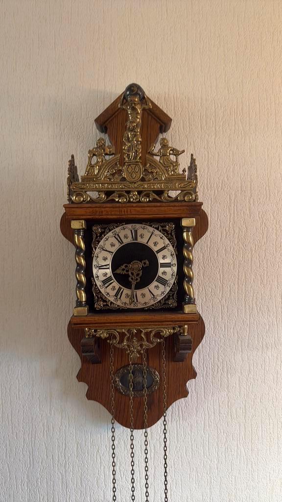 Traditionele zaanse wandklok, Antiek en Kunst, Antiek | Klokken, Ophalen of Verzenden