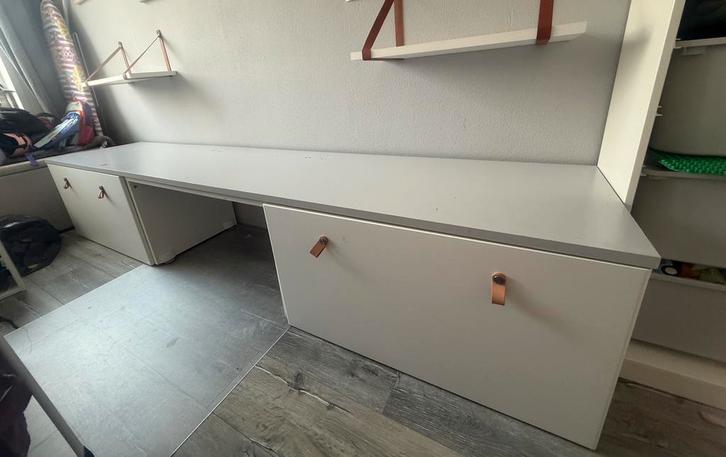 Ikea Smastad kinder Bureau met Lades handmade - 270cm, Huis en Inrichting, Kasten | Dressoirs, Gebruikt, 200 cm of meer, 50 tot 75 cm