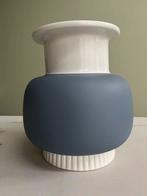 MNormann Copenhagen Nyhavn Vaas Blauw - Ook Los Te Koop, Blauw, Aardewerk of Porselein, Ophalen of Verzenden, Zo goed als nieuw