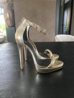 River Island pumps Goud 38, Kleding | Dames, Schoenen, Pumps, Overige kleuren, River Island, Ophalen of Verzenden