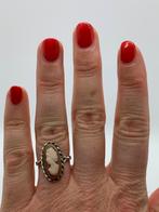 Z73 Prachtige zilveren camee ring maat 17,75, Ophalen of Verzenden, Zilver, Ring