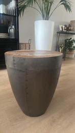 Industrieel bijzettafel en of bak, Huis en Inrichting, Ophalen of Verzenden, Zo goed als nieuw