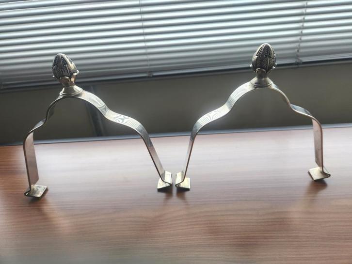 Verzilverde Bordendrager met Artichoke Decoratie, Antiek en Kunst, Antiek | Schalen, Ophalen