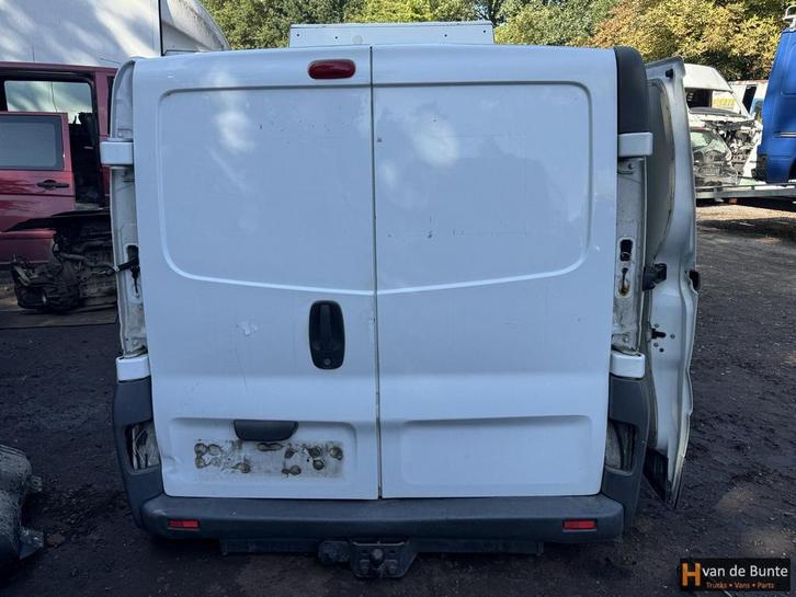 Opel Vivaro Achterdeur Links & Rechts 100 Per Stuk, Auto-onderdelen, Carrosserie en Plaatwerk, Achterklep, Opel, Achter, Gebruikt