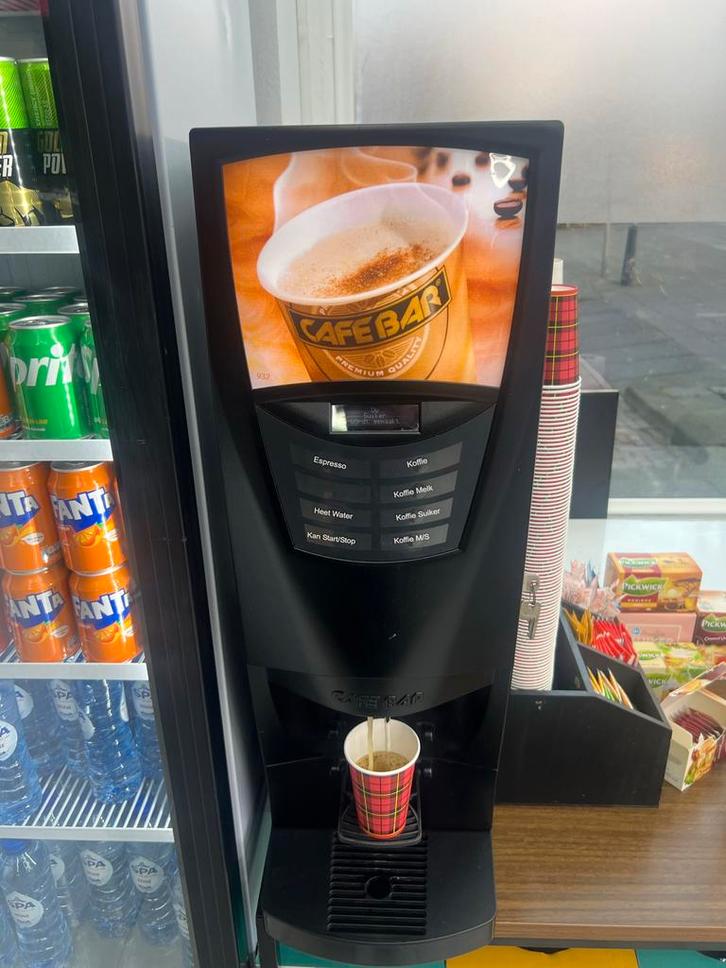 Professionele Koffieautomaat voor Horeca, Witgoed en Apparatuur, Koffiezetapparaten, Zo goed als nieuw, Ophalen