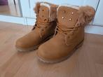 Stoere boots met bont gevoerd nieuw maat 39, Kleding | Dames, Bruin, Lage of Enkellaarzen, Nieuw, Ophalen of Verzenden
