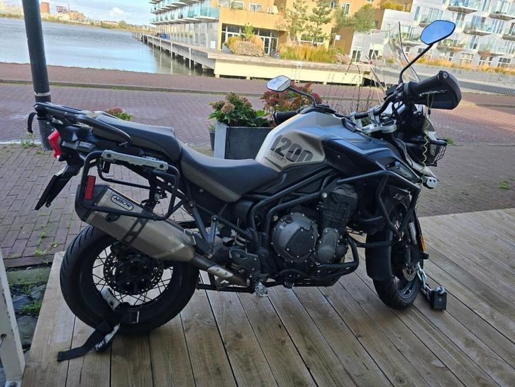 Triumph Tiger 1200 Desert Edition, Motoren, Motoren | Honda, Particulier, Toermotor, meer dan 35 kW, 3 cilinders, Motorrijbewijs A