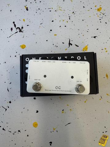 One Control Minimal Series White Loop A/B switch en looper  beschikbaar voor biedingen