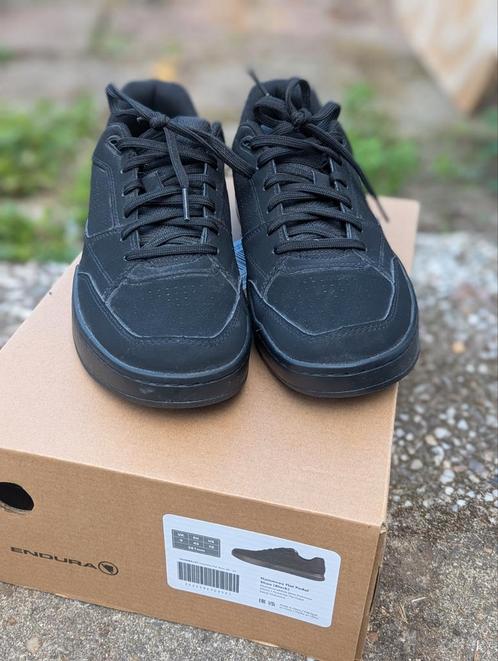 Endura Hummvee fietsschoenen (43), Kleding | Heren, Schoenen, Zo goed als nieuw, Zwart, Ophalen of Verzenden