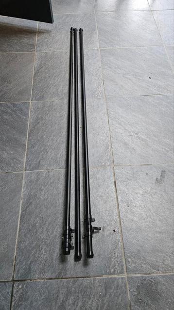 3x gordijnroede a 200CM beschikbaar voor biedingen