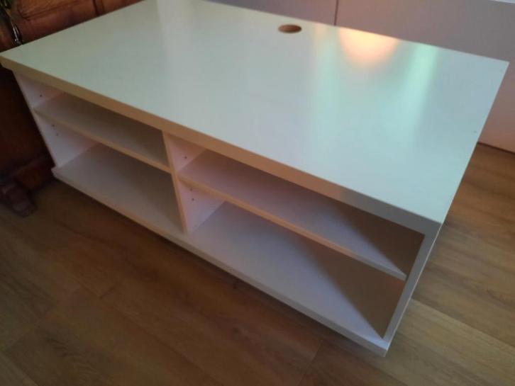 Wit TV meubel met opbergruimte, Huis en Inrichting, Kasten | Televisiemeubels, Gebruikt, Minder dan 100 cm, 100 tot 150 cm, 25 tot 50 cm