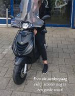 Paggio Zip bouwjaar 2020, Fietsen en Brommers, Scooters | Piaggio, Ophalen, Zo goed als nieuw, Benzine, Zip