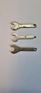 Te koop Sleutel voor de dremel en multitool en combitool, Ophalen of Verzenden, Zo goed als nieuw