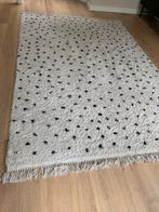 Mooi groot vloerkleed wit/ zwart gestipt, Zwart, 200 cm of meer, Ophalen of Verzenden, Zo goed als nieuw