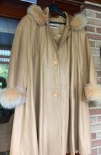 bontcape BUGATTI zgan cape jas kalfsleer vossenbont, Ophalen, Beige, Maat 42/44 (L), Bugatti
