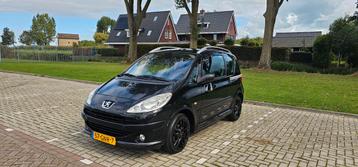 Peugeot 1007 1.4 16V 2008 Zwart beschikbaar voor biedingen