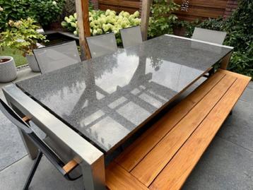 Granieten blad van 220x100x3cm beschikbaar voor biedingen