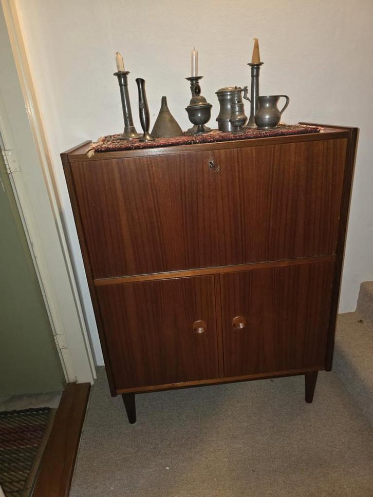 Teak Dressoir / Kabinet, Huis en Inrichting, Kasten | Dressoirs, Gebruikt, Met deur(en), Met klep(pen), Met plank(en), Teakhout