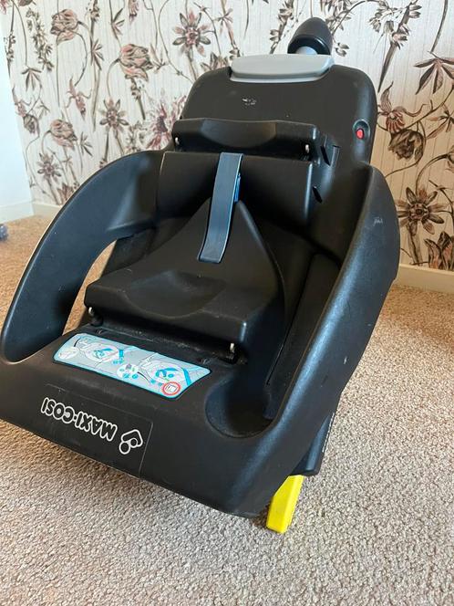 Maxi-Cosi EasyFix - Isofix. Evt. met bijborende maxicosi., Kinderen en Baby's, Autostoeltjes, Zo goed als nieuw, Maxi-Cosi, Autogordel