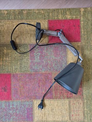 Kwantum Wandlamp Ares 2x beschikbaar voor biedingen