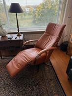 Leren Relaxfauteuil met Elektrische Bediening, Ophalen, Zo goed als nieuw, Leer, 75 tot 100 cm
