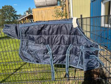 Nieuwe staldeken 85 cm beschikbaar voor biedingen