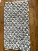 Badmat Grijs/Wit 115x62 cm. Uitstekende kwaliteit., Huis en Inrichting, Stoffering | Tapijten en Kleden, 100 tot 150 cm, Ophalen of Verzenden