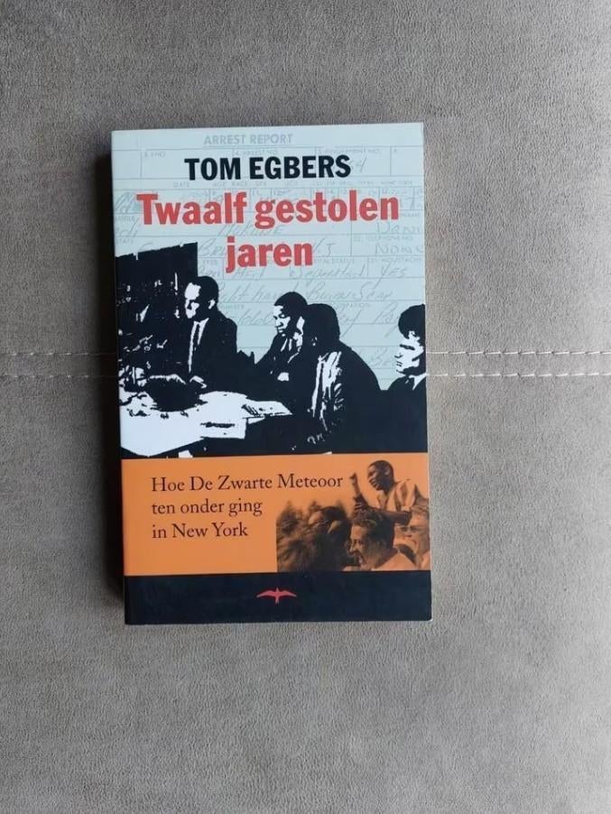 Twaalf gestolen jaren door Tom Egbers, Overige, Ophalen of Verzenden, Zo goed als nieuw, T. Egbers