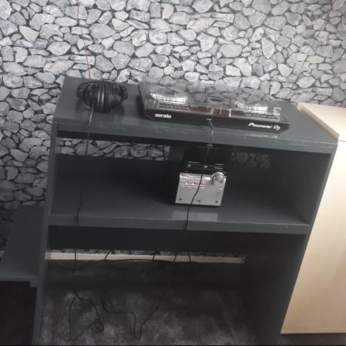 Dj-meubel, Hobby en Vrije tijd, Overige Hobby en Vrije tijd, Zo goed als nieuw, Ophalen