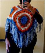 Zelfgehaakte poncho, Kleding | Dames, Truien en Vesten, Maat 38/40 (M), Overige kleuren, Nieuw, Ophalen of Verzenden