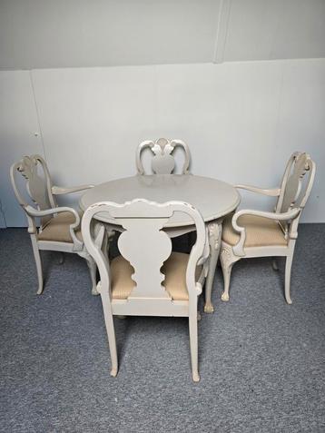 Antieke Eetkamerset met Tafel en Stoelen beschikbaar voor biedingen