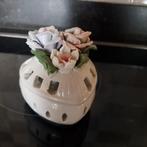 porceleinen bakje met bloemendekseltje, Ophalen of Verzenden, Nieuw