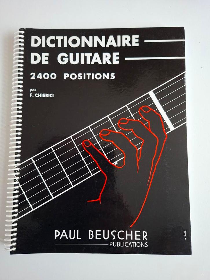 Dictionnaire de Guitare - 2400 Positions [gitaar woordenboek, Boeken, Muziek, Zo goed als nieuw, Overige onderwerpen, Ophalen of Verzenden
