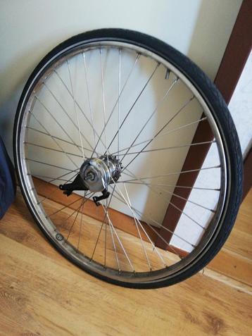 Shimano 3 nexus 28"wiel met remplat metale velg  beschikbaar voor biedingen