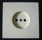 Stopcontact inbouw zonder randaarde, Ophalen, Zo goed als nieuw