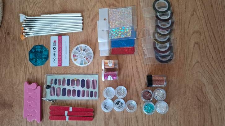 Nailart pakket, Sieraden, Tassen en Uiterlijk, Uiterlijk | Lichaamsverzorging, Zo goed als nieuw, Overige typen, Ophalen of Verzenden