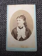 CDV, Vrouw, J.C. Reesinck, Zutphen, Carte de Visite, Ophalen of Verzenden, Voor 1940, Gebruikt, Foto