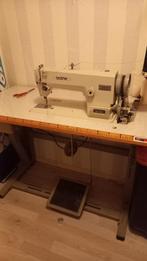 Nette Industrieel Naaimachine Merk Brother type DB2-B735-3, Ophalen, Gebruikt, Naaimachine, Industrieel