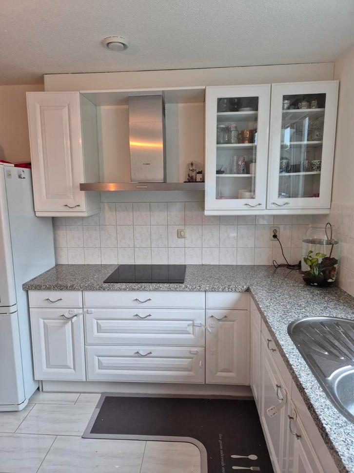 L-Vorm Keuken met Granieten Blad, Huis en Inrichting, Keuken | Complete keukens, Gebruikt, Hoekkeuken, Wit, Graniet of Steen, Ophalen