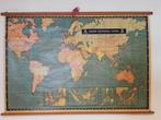 Engelse wereldkaart 1962 vintage.17, Antiek en Kunst, Antiek | Schoolplaten, Ophalen, Aardrijkskunde