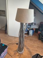 Houten vloerlamp met stoffen kap, Ophalen, Hout, Gebruikt, 100 tot 150 cm