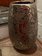 Zilveren vaas, Minder dan 50 cm, Overige materialen, Ophalen of Verzenden, Overige kleuren