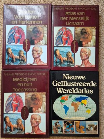 Medische boeken en Atlassen  beschikbaar voor biedingen