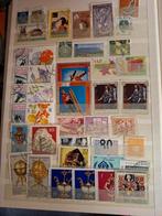 Wereld postzegels met album, Ophalen of Verzenden, Buitenland