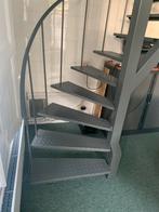 Stalen - ijzeren trap - 290cm - te koop, Doe-het-zelf en Verbouw, Ladders en Trappen, Ophalen, 2 tot 4 meter