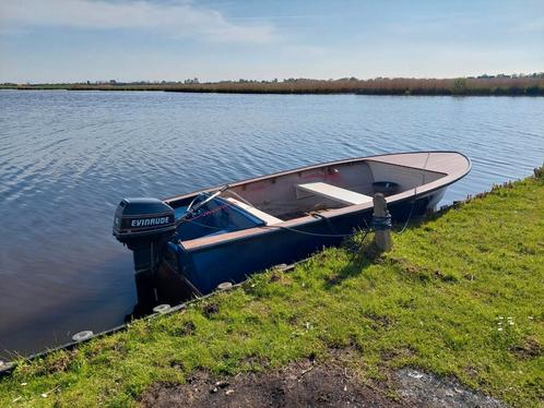 Polyester boot, Watersport en Boten, Sloepen, Zo goed als nieuw, Tot 10 pk, 3 tot 6 meter, Buitenboordmotor, Benzine, Polyester