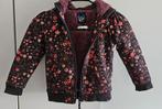 Leuke Z8 jas met bloemenprint maat 104/110 - Borgvest-, Meisje, Z8, Ophalen of Verzenden, Zo goed als nieuw