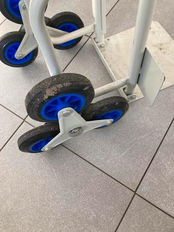 Steekwagens traploper nieuw en gewone beschikbaar voor biedingen